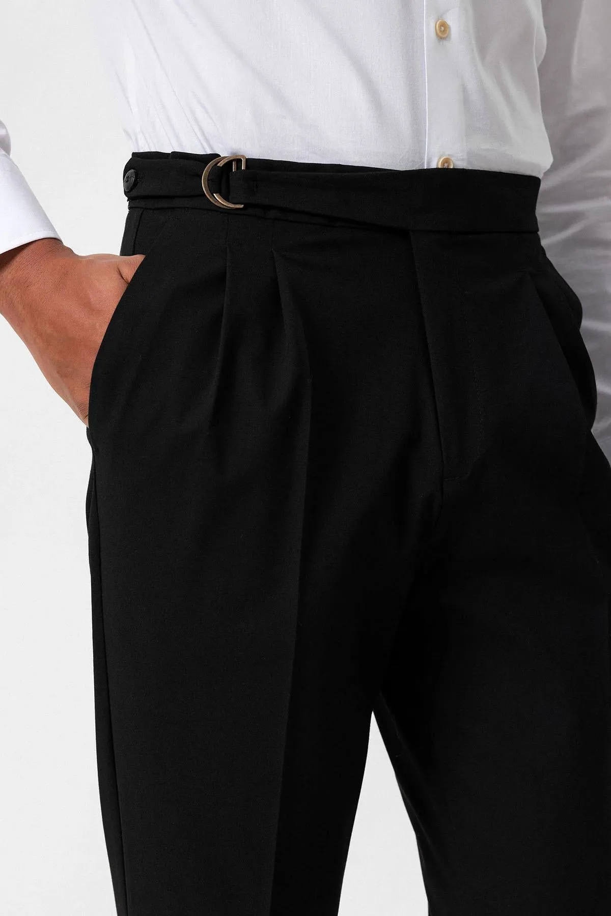 Men's Black High-Waisted Belted Pleated  Pants - Wessi